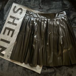 Shein - Black High Waist Pleated PU Leather Skirt